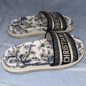 Christian Dior; Embroidered Toile de Jouy Dway Canvas Slides Rubber; W/US- 7.5
